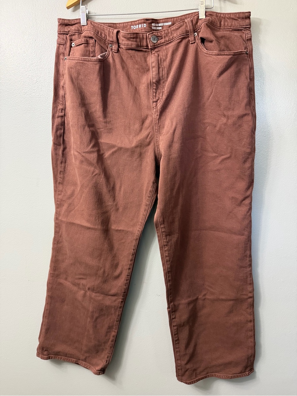 torrid high rise baggy Straight-Leg jean in Rust size 22